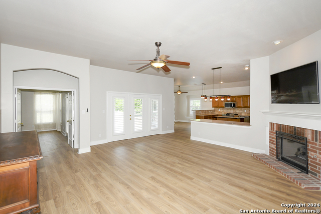 14255 Savannah Pass Property Photo 13