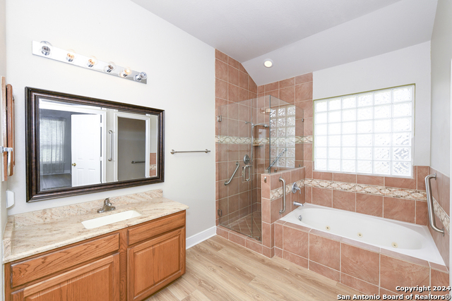 14255 Savannah Pass Property Photo 28