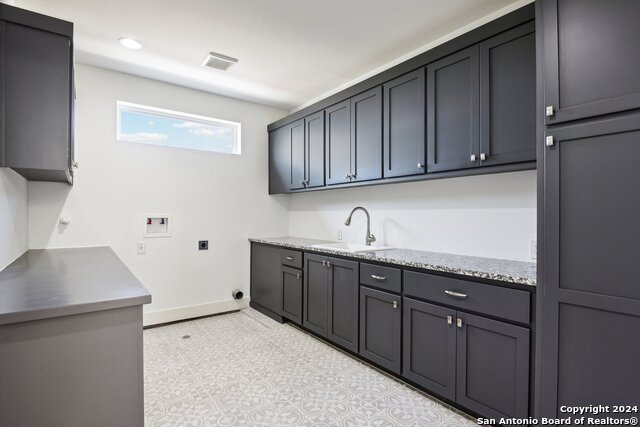 22810 Linwood Ridge Property Photo 8