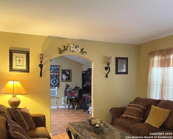 7310 Westbriar Property Photo 3