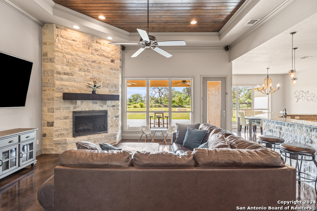 2718 Beaver Lane Property Photo 7