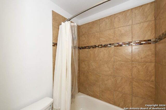 11425 Sunset Blvd Property Photo 13