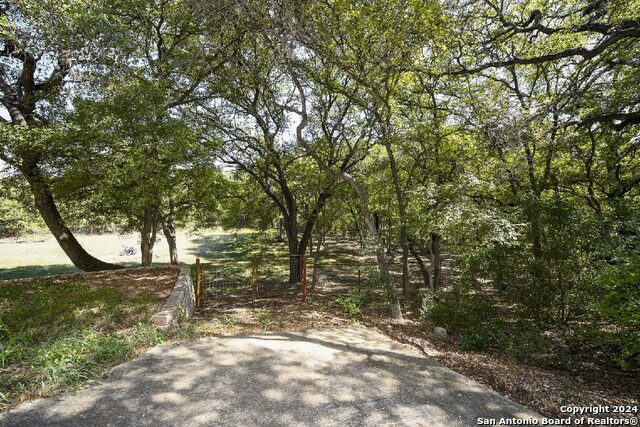 11425 Sunset Blvd Property Photo 26
