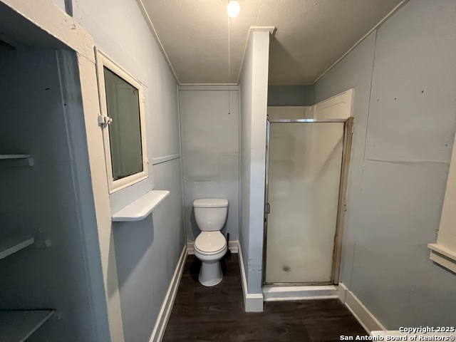 213 Cadwallader St Property Photo 10