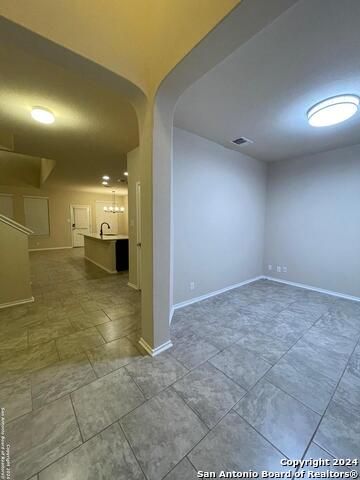 913 Pipe Gate Property Photo 3