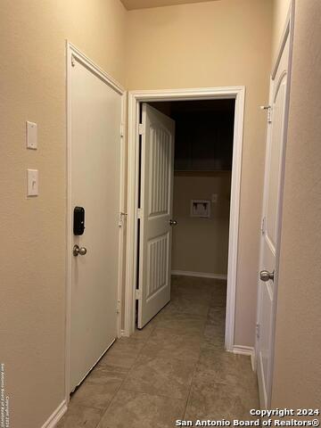 913 Pipe Gate Property Photo 5