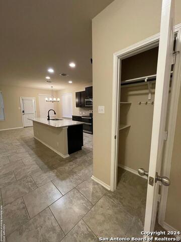 913 Pipe Gate Property Photo 7
