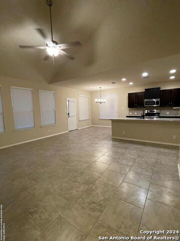 913 Pipe Gate Property Photo 8