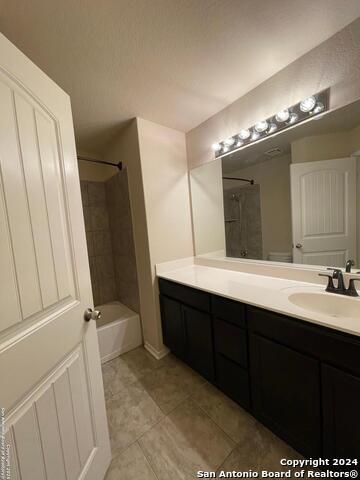 913 Pipe Gate Property Photo 18