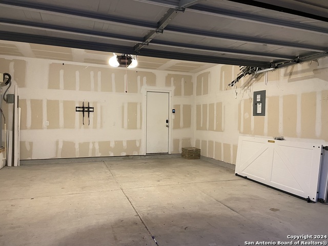 913 Pipe Gate Property Photo 23
