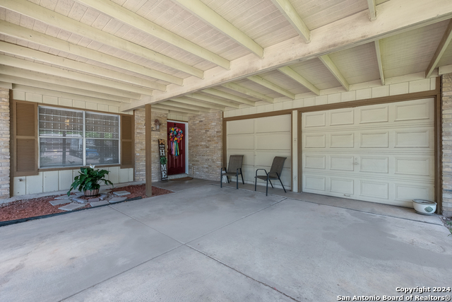 11314 Janet Lee Property Photo 4