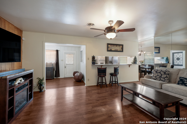 11314 Janet Lee Property Photo 7