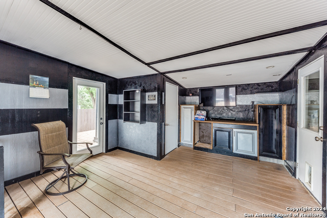 259 Park Dr Property Photo 12
