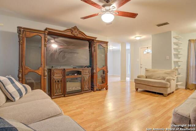15103 Kamary Ln Property Photo 1