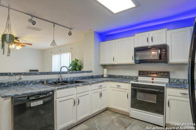 15103 Kamary Ln Property Photo 9