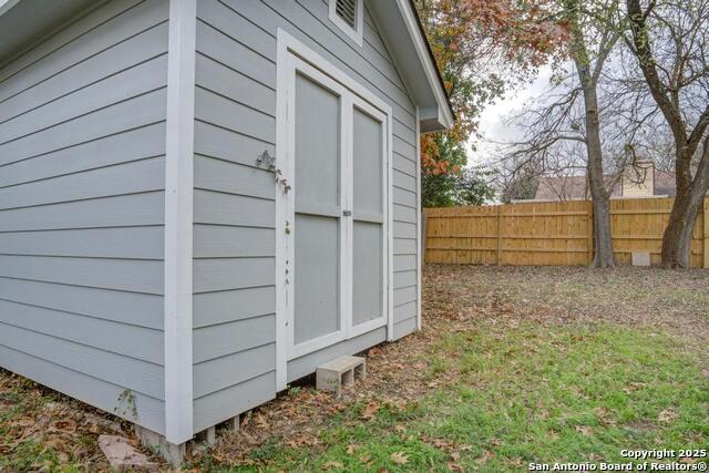 15103 Kamary Ln Property Photo 24