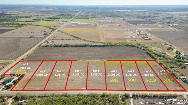 LOT 3 FM 471 Property Photo 1