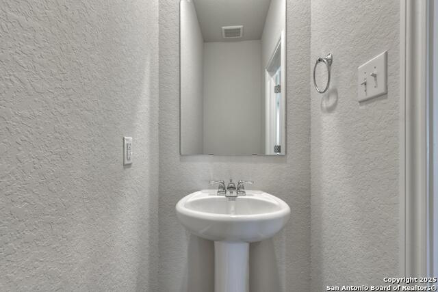7642 Birch Hollow Property Photo 22