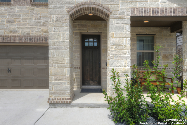 108 Clarendon Property Photo 3