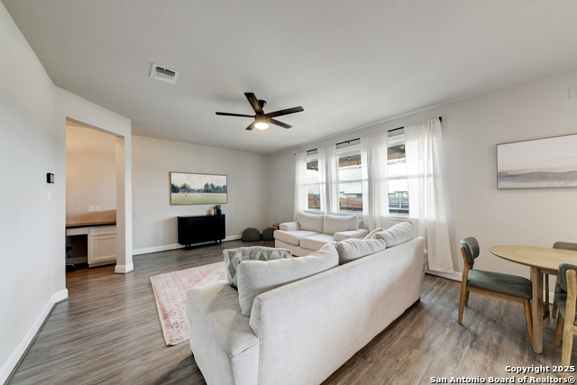 108 Clarendon Property Photo 5