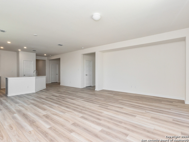 301 West Boerne Harbor Drive Property Photo 2