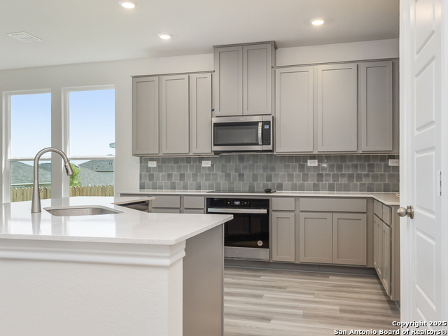 301 West Boerne Harbor Drive Property Photo 4