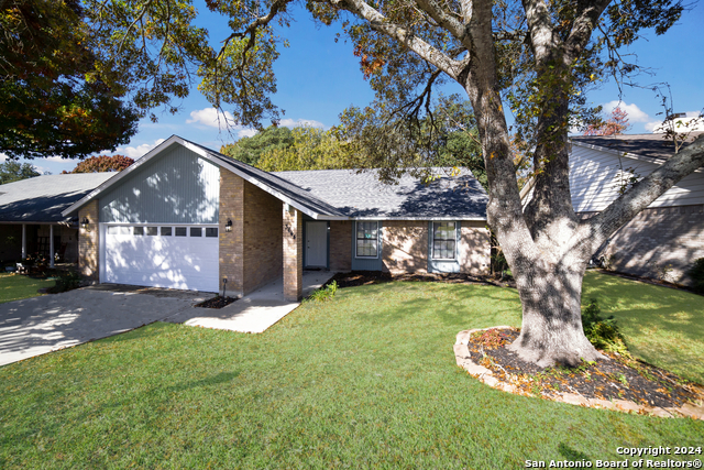 3644 Fox Run Property Photo 3