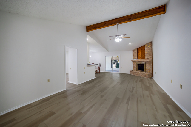 3644 Fox Run Property Photo 4