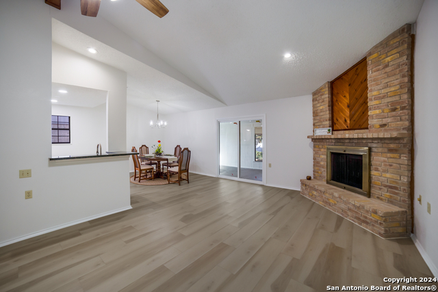 3644 Fox Run Property Photo 7