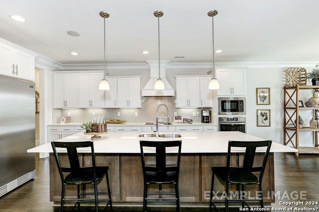 608 Poe Pkwy Property Photo 8