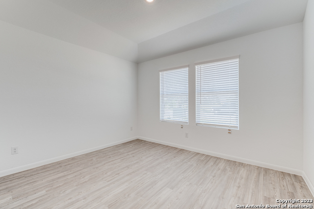 15031 Nettleton Mill Property Photo 11