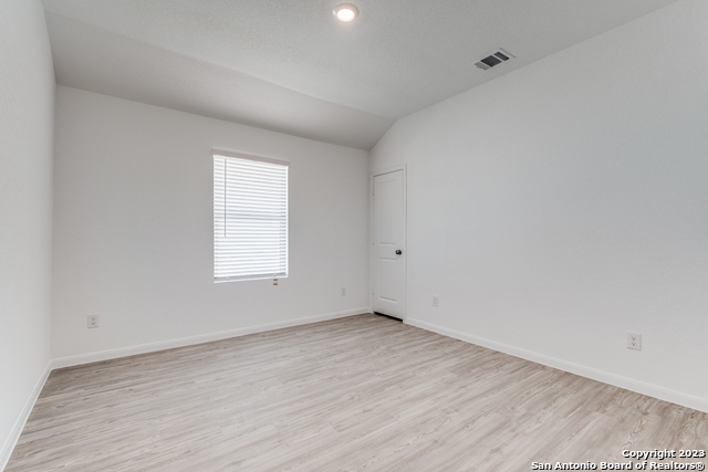 15031 Nettleton Mill Property Photo 16
