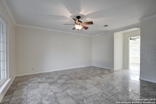 438 Tiger Hills Property Photo 6