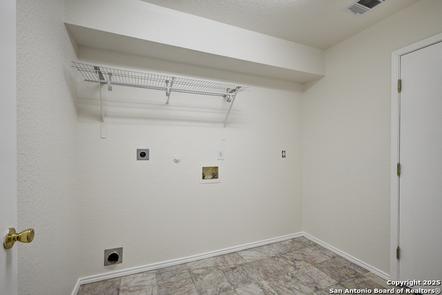 438 Tiger Hills Property Photo 31