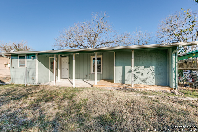 318 E Amber St Property Photo 24