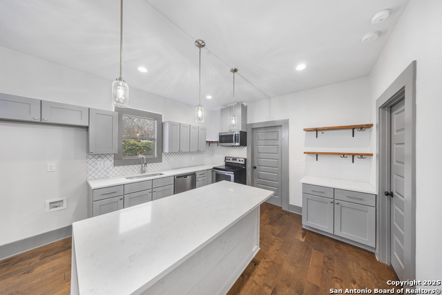 631 Muncey Property Photo 10