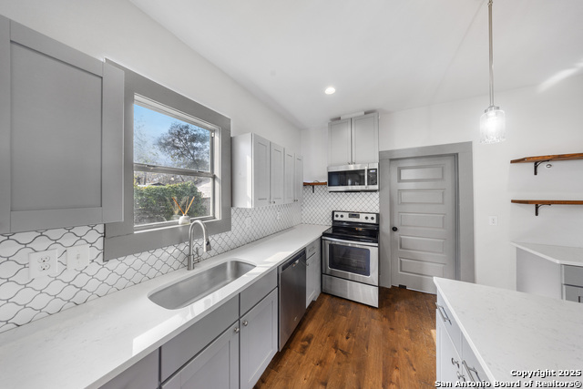 631 Muncey Property Photo 15