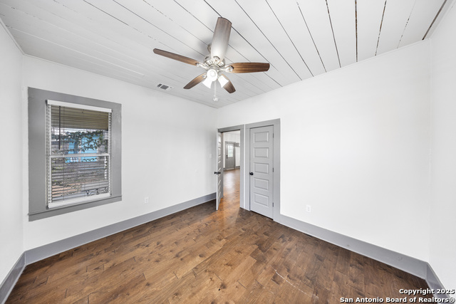 631 Muncey Property Photo 18