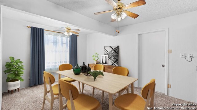 6011 Lark Valley Dr Property Photo 5