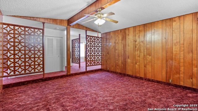 6011 Lark Valley Dr Property Photo 9