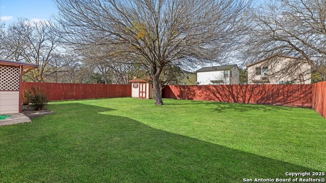 6011 Lark Valley Dr Property Photo 26