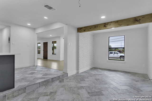 610 Brown Ave Property Photo 13