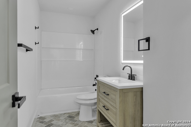 610 Brown Ave Property Photo 23
