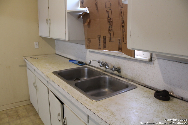 2043 Spur St Property Photo 12