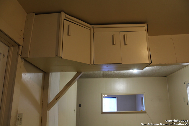 2043 Spur St Property Photo 13
