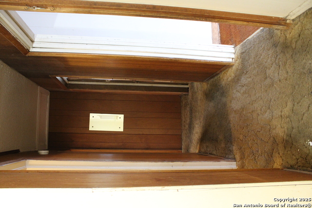 2043 Spur St Property Photo 16