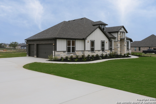 10868 Chestnut Warbler Property Photo 4