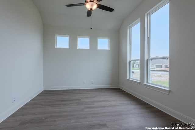 10868 Chestnut Warbler Property Photo 9