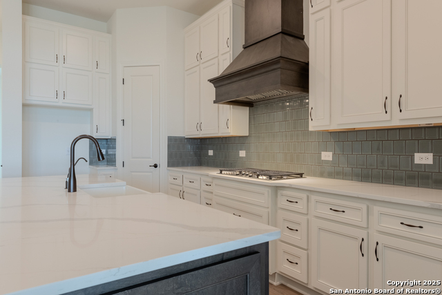 10868 Chestnut Warbler Property Photo 14
