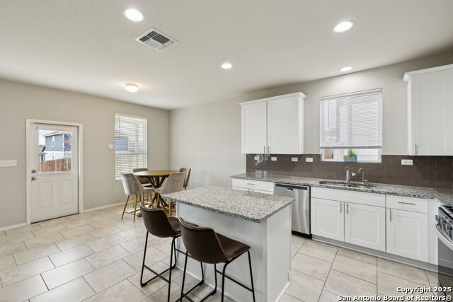 11810 Burnett Ranch Property Photo 4
